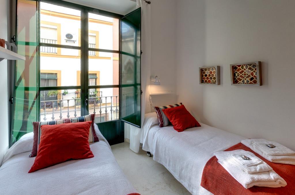 Dreamsapt Jovellanos Apartment Sevilla Bagian luar foto